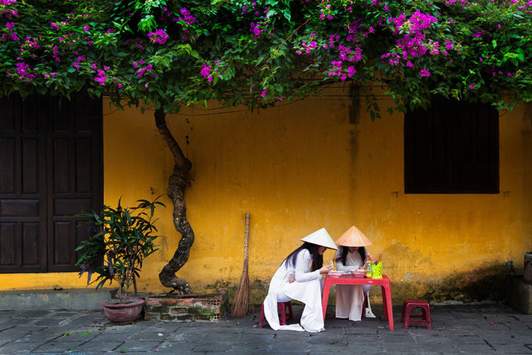 Camaraderie en couleurs photo de Réhahn à Hoi An Vietnam