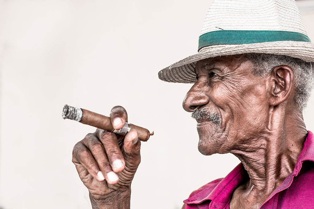 Daniel III portraits photo par Réhahn - fumeur de cigares à Cuba 