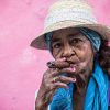 Photo portrait de Hortencia par Réhahn - fumeur de cigares à Cuba