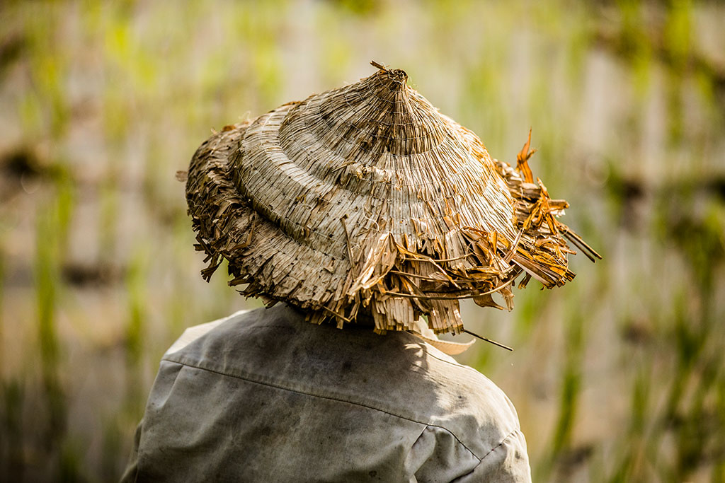 Time trace photo by Réhahn – conical hat in Hoi An Vietnam